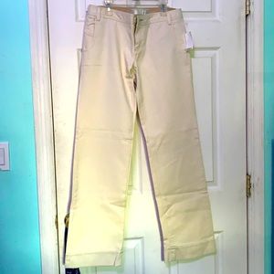 Low rise jeans, size 4. Old navy